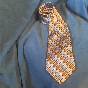 Elegant Blue and Gold silk Men's Tie